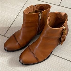 PIKOLINOS Tan Ankle Boots